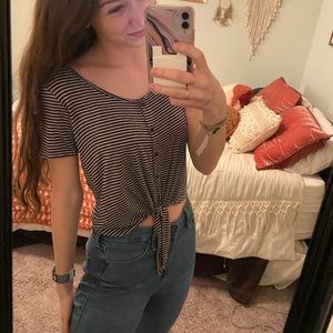 Navy Striped Crop Top 🤍🤍🤍